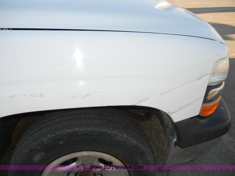 image for item 2384 1999 Chevrolet Silverado C1500 extended cab pickup truck