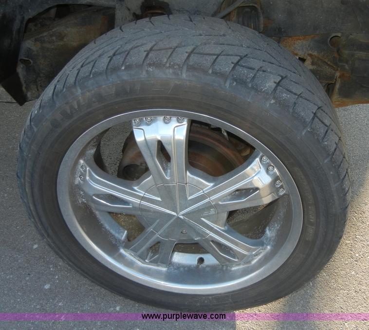 image for item 2385 1995 Chevrolet Tahoe LS K1500 SUV