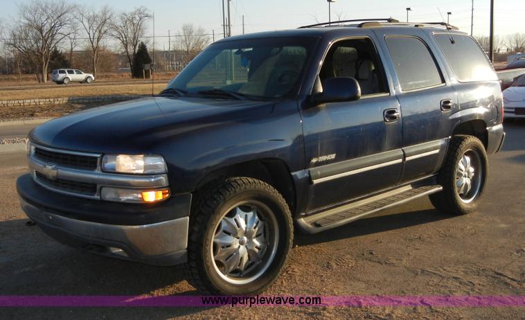image for item 2386 2001 Chevrolet Tahoe LT K1500 SUV