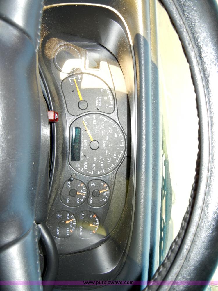 image for item 2386 2001 Chevrolet Tahoe LT K1500 SUV