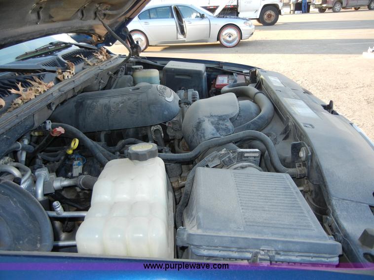 image for item 2386 2001 Chevrolet Tahoe LT K1500 SUV