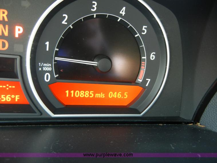 image for item 2387 2002 BMW 745Li