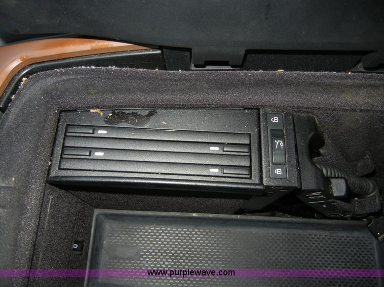 image for item 2387 2002 BMW 745Li