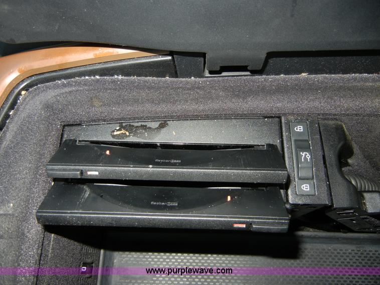 image for item 2387 2002 BMW 745Li