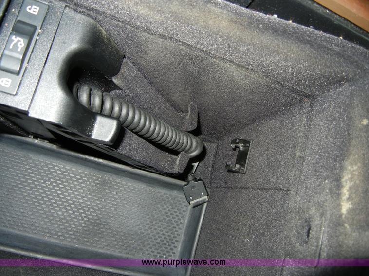 image for item 2387 2002 BMW 745Li