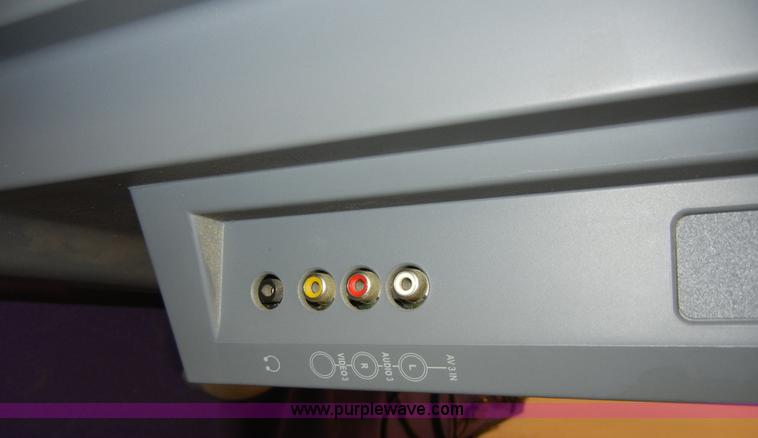 image for item 2409 Protron 32" TV