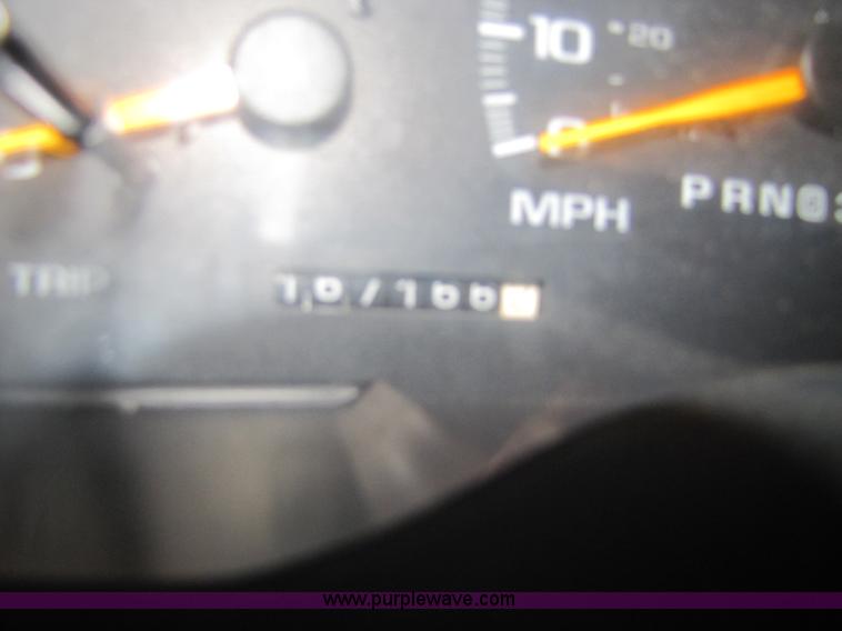 image for item 5163 1999 Chevrolet Tahoe