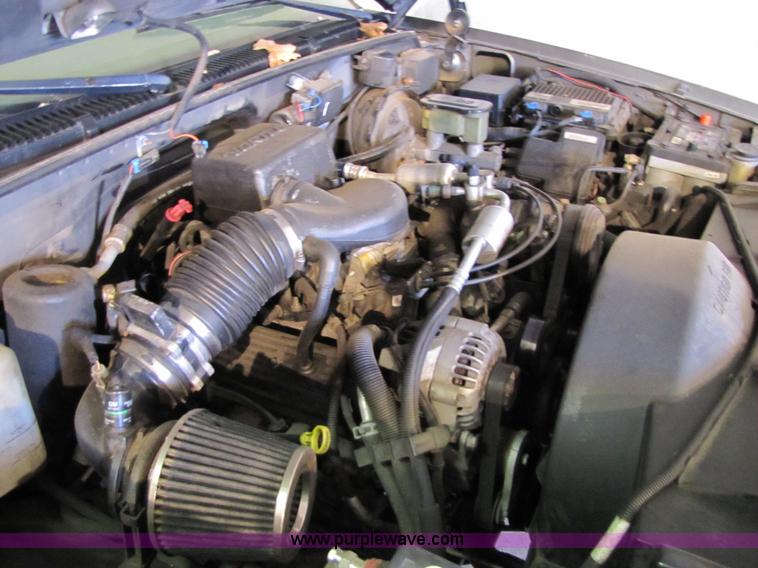 image for item 5163 1999 Chevrolet Tahoe