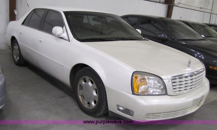 image for item 5321 2000 Cadillac DeVille