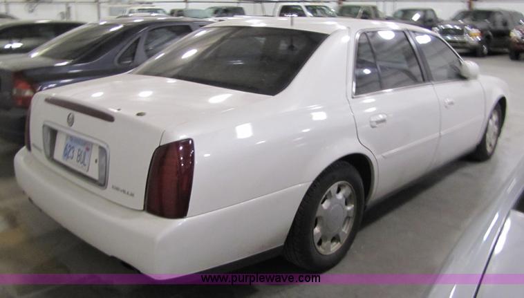 image for item 5321 2000 Cadillac DeVille