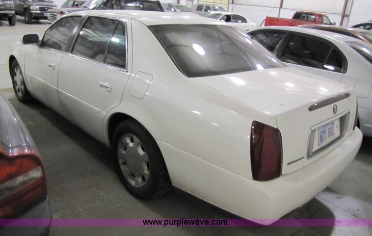 image for item 5321 2000 Cadillac DeVille