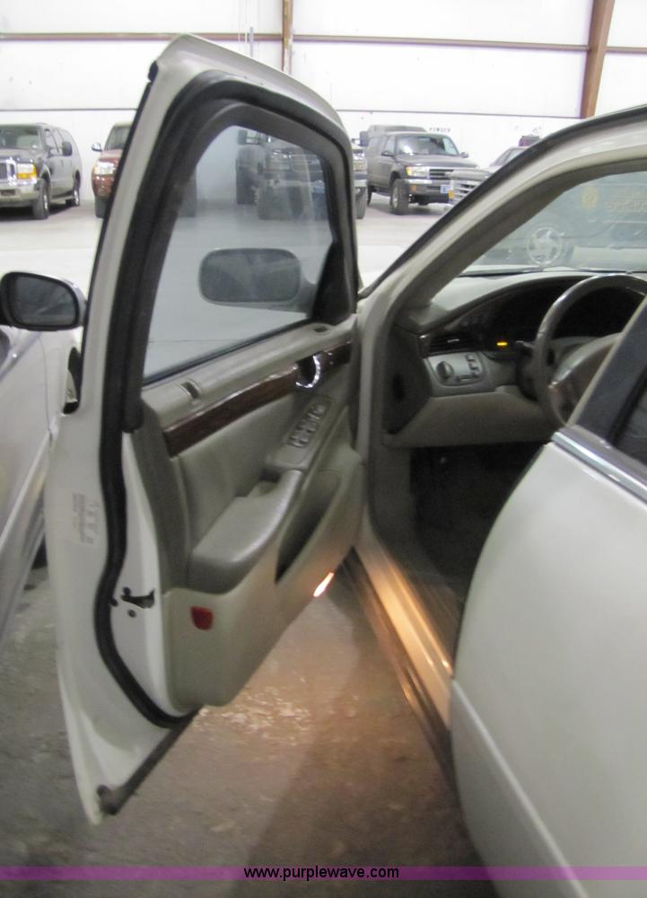 image for item 5321 2000 Cadillac DeVille