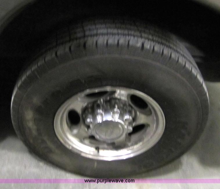 image for item 5322 2000 Ford Excursion Limited SUV