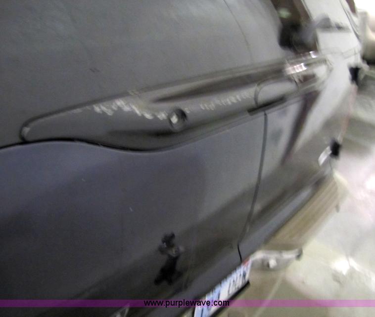 image for item 5322 2000 Ford Excursion Limited SUV