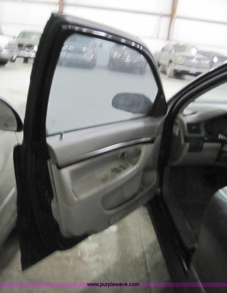 image for item 5323 1999 Volvo S80