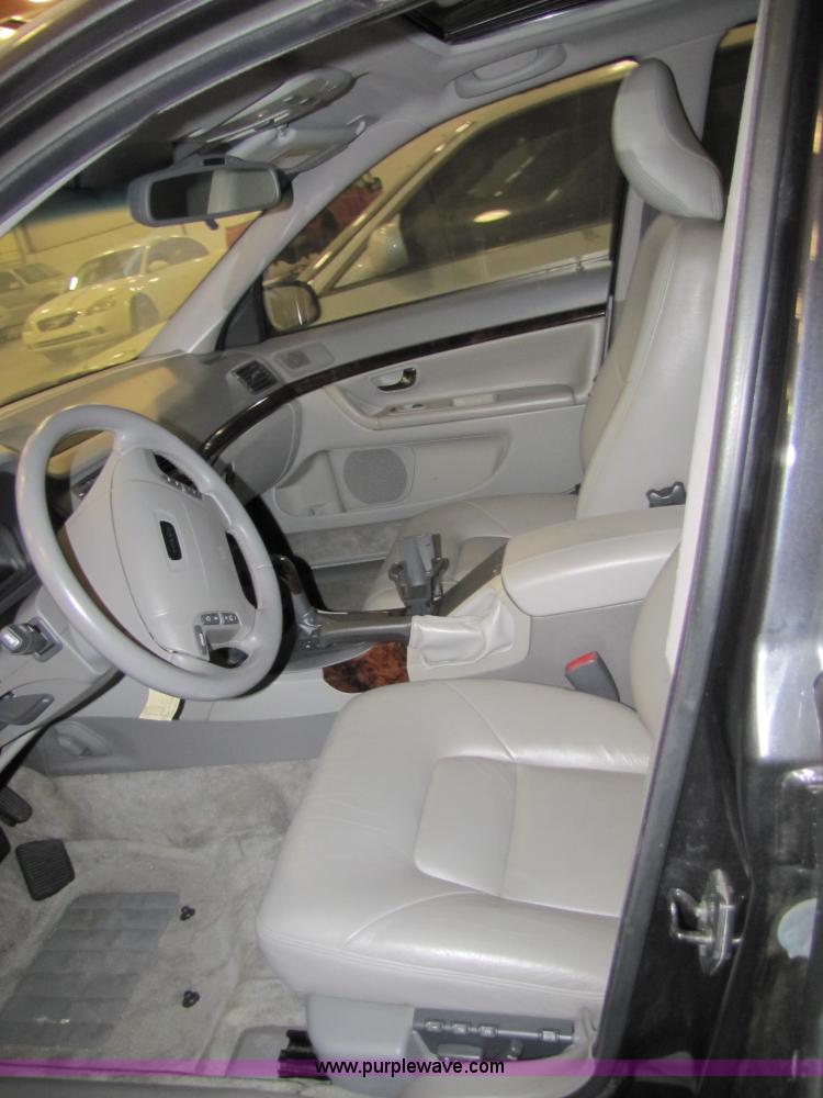 image for item 5323 1999 Volvo S80