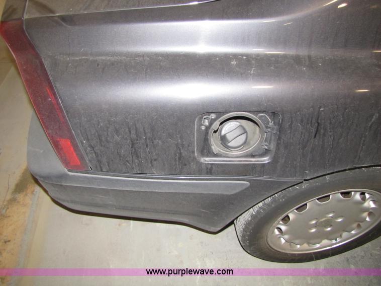 image for item 5323 1999 Volvo S80