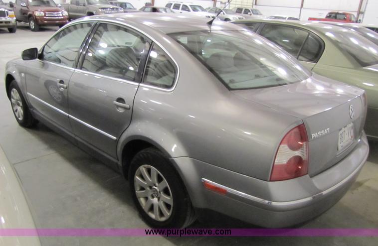 image for item 5324 2002 VW Passat GLS