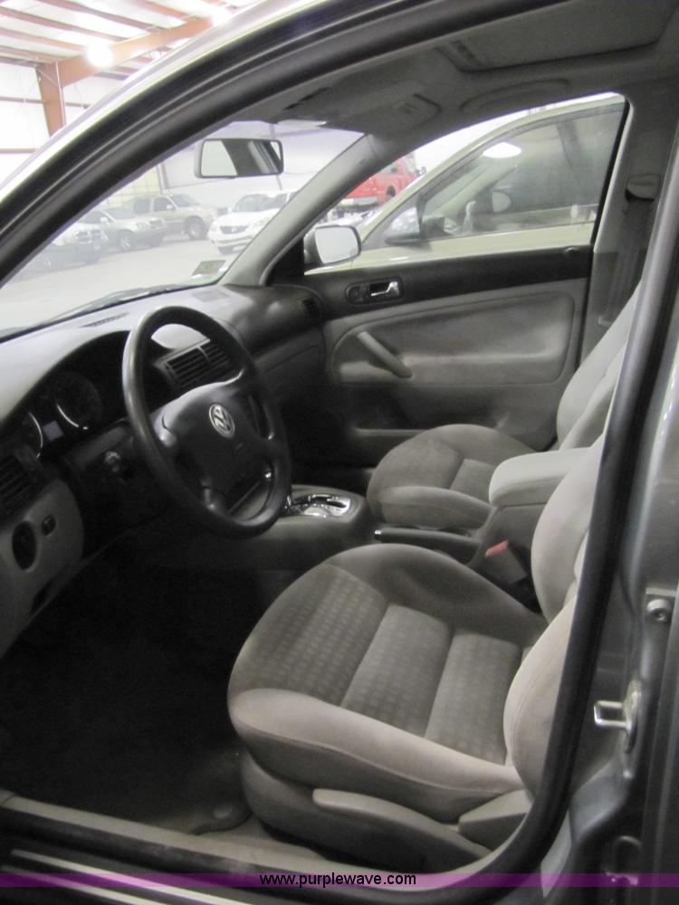 image for item 5324 2002 VW Passat GLS