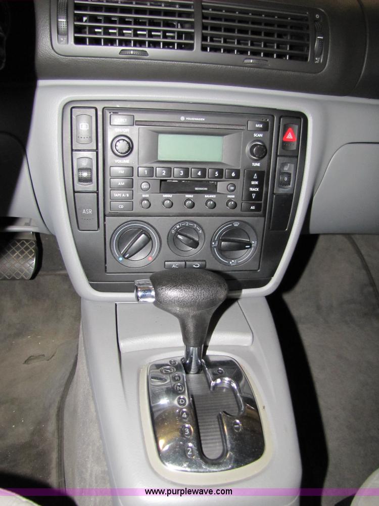 image for item 5324 2002 VW Passat GLS