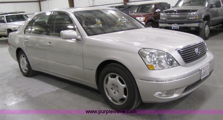 image for item 5325 2002 Lexus LS 430 Non-repairable certificate, parts only