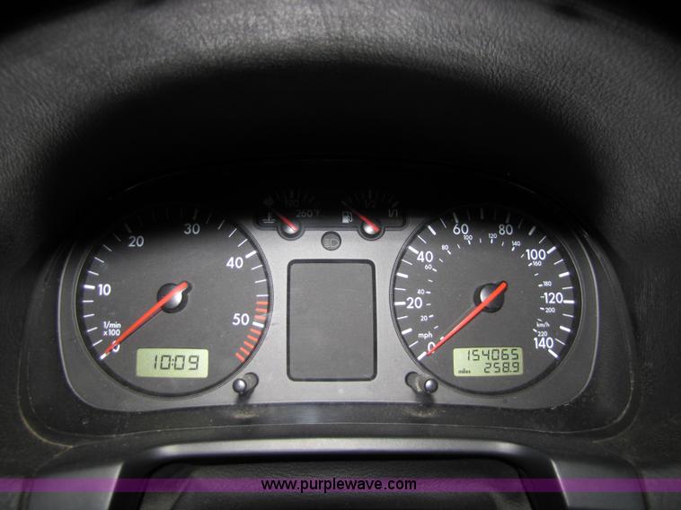 image for item 5327 2003 VW Jetta GL