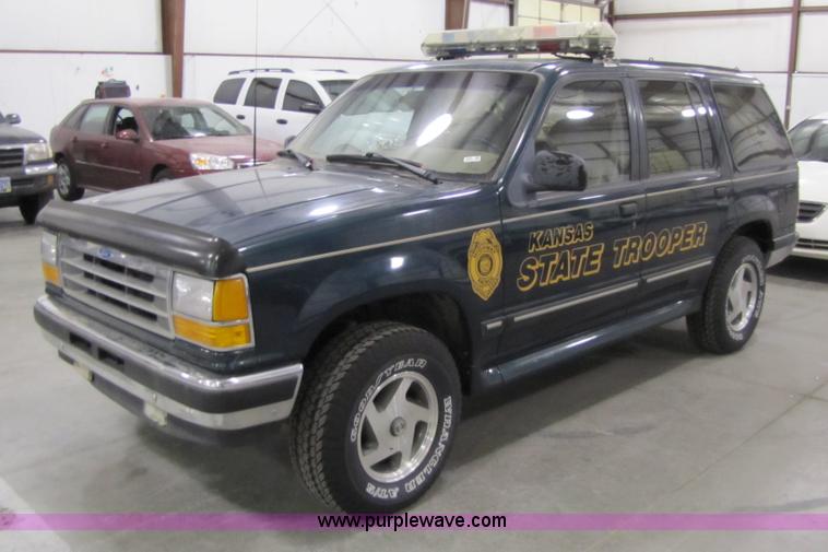 image for item 5329 1994 Ford Explorer XLT SUV