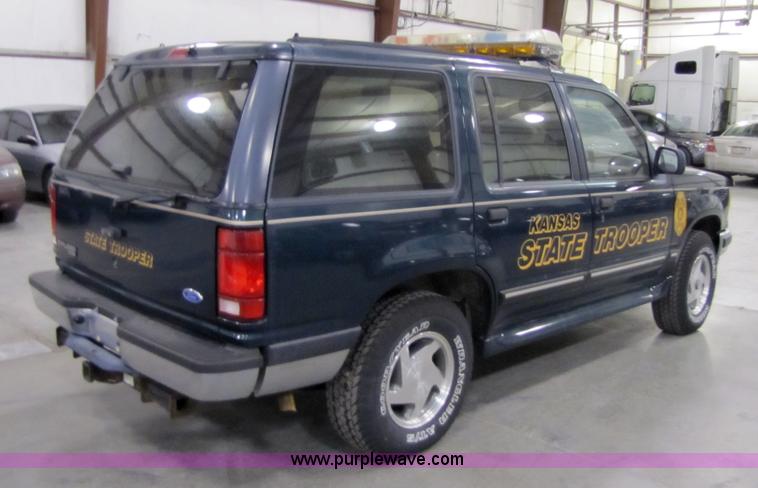 image for item 5329 1994 Ford Explorer XLT SUV