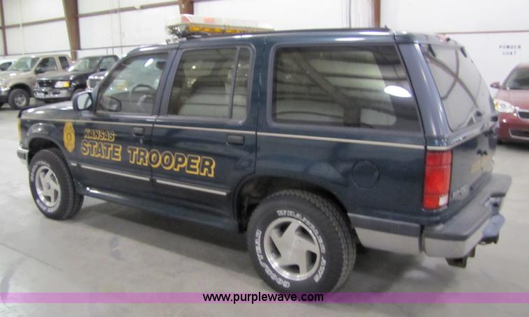 image for item 5329 1994 Ford Explorer XLT SUV