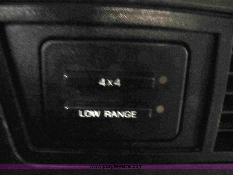 image for item 5329 1994 Ford Explorer XLT SUV