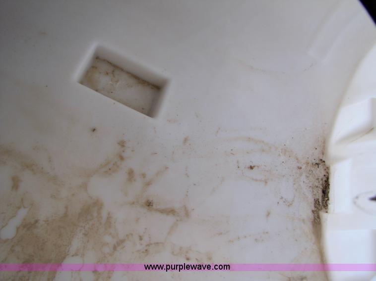 image for item 1003 Wylie 500 gallon poly tank