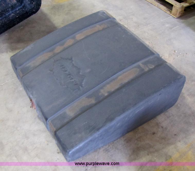 image for item 1006 Muncie hydraulic tank