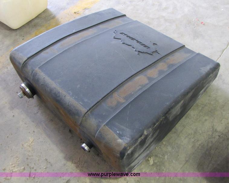 image for item 1006 Muncie hydraulic tank