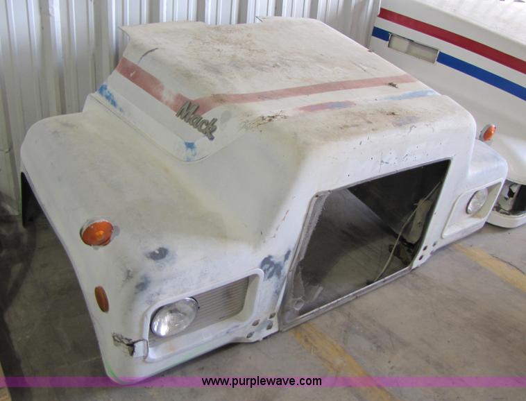 image for item 1011 Mack hood