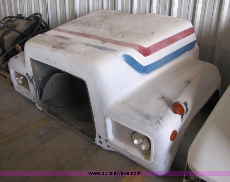 image for item 1011 Mack hood