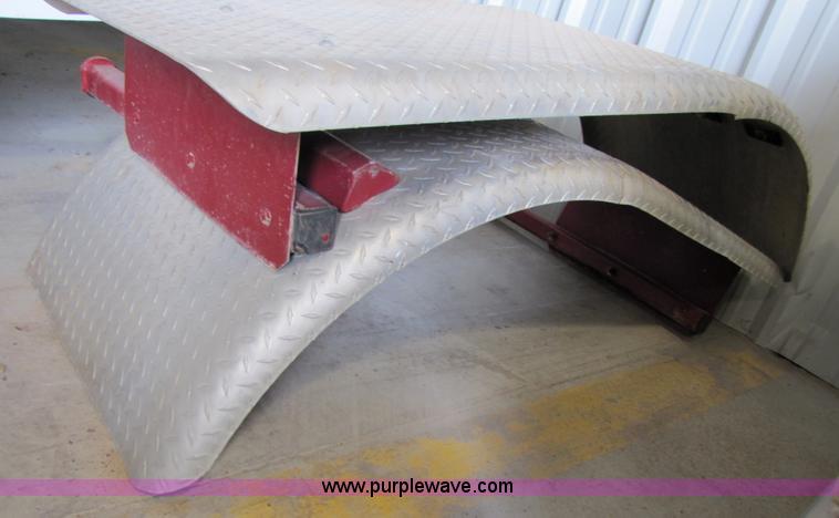 image for item 1013 Pair of truck fenders