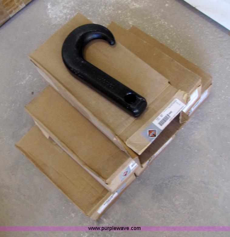 image for item 1016 Assorted International semi parts