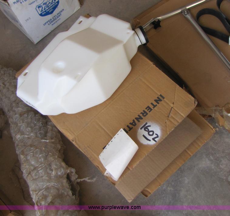 image for item 1016 Assorted International semi parts