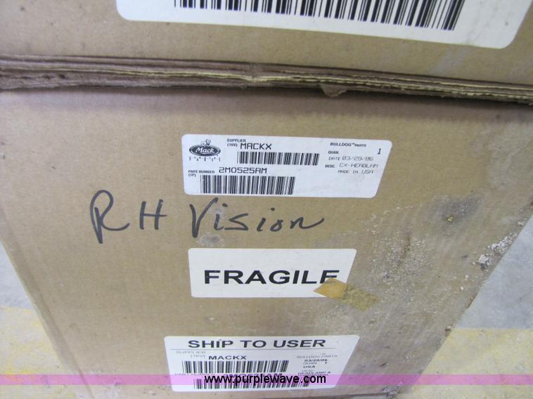 image for item 1017 Assorted Mack semi parts