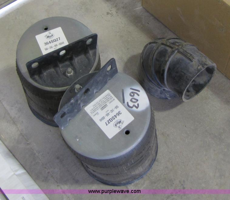 image for item 1017 Assorted Mack semi parts