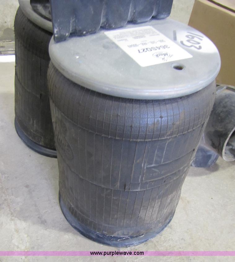 image for item 1017 Assorted Mack semi parts