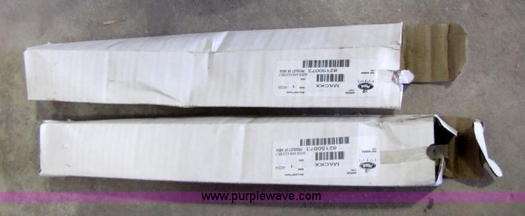 image for item 1017 Assorted Mack semi parts