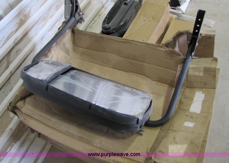 image for item 1017 Assorted Mack semi parts