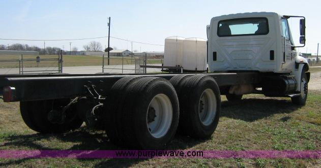 image for item 1657 2003 International 4400 6x4 cab and chassis