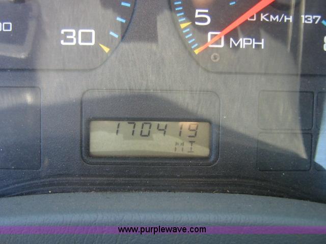 image for item 1657 2003 International 4400 6x4 cab and chassis