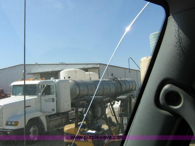 image for item 1657 2003 International 4400 6x4 cab and chassis