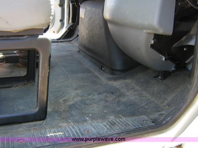 image for item 1657 2003 International 4400 6x4 cab and chassis