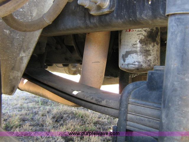 image for item 1657 2003 International 4400 6x4 cab and chassis