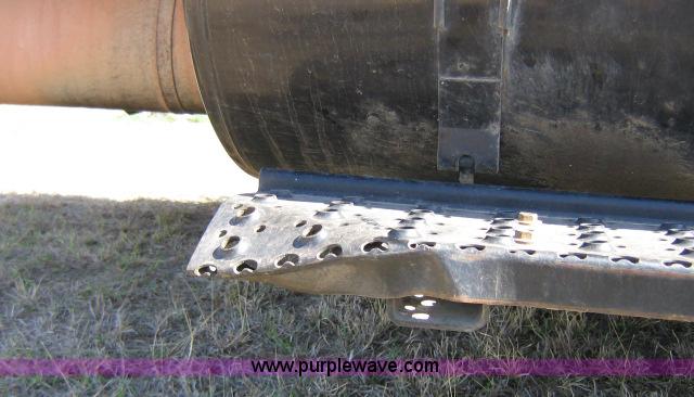 image for item 1657 2003 International 4400 6x4 cab and chassis