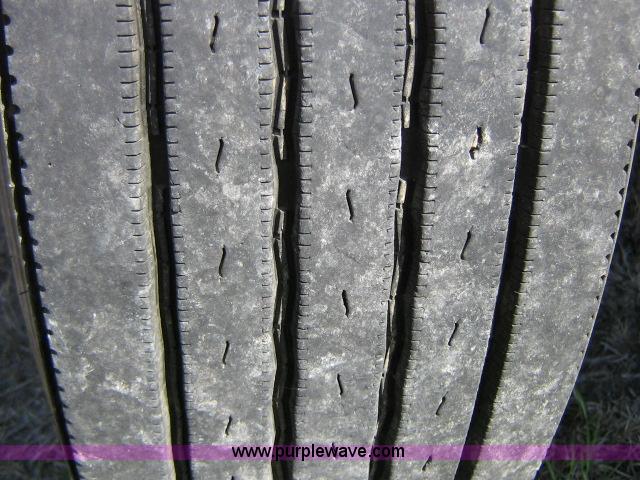 image for item 1657 2003 International 4400 6x4 cab and chassis